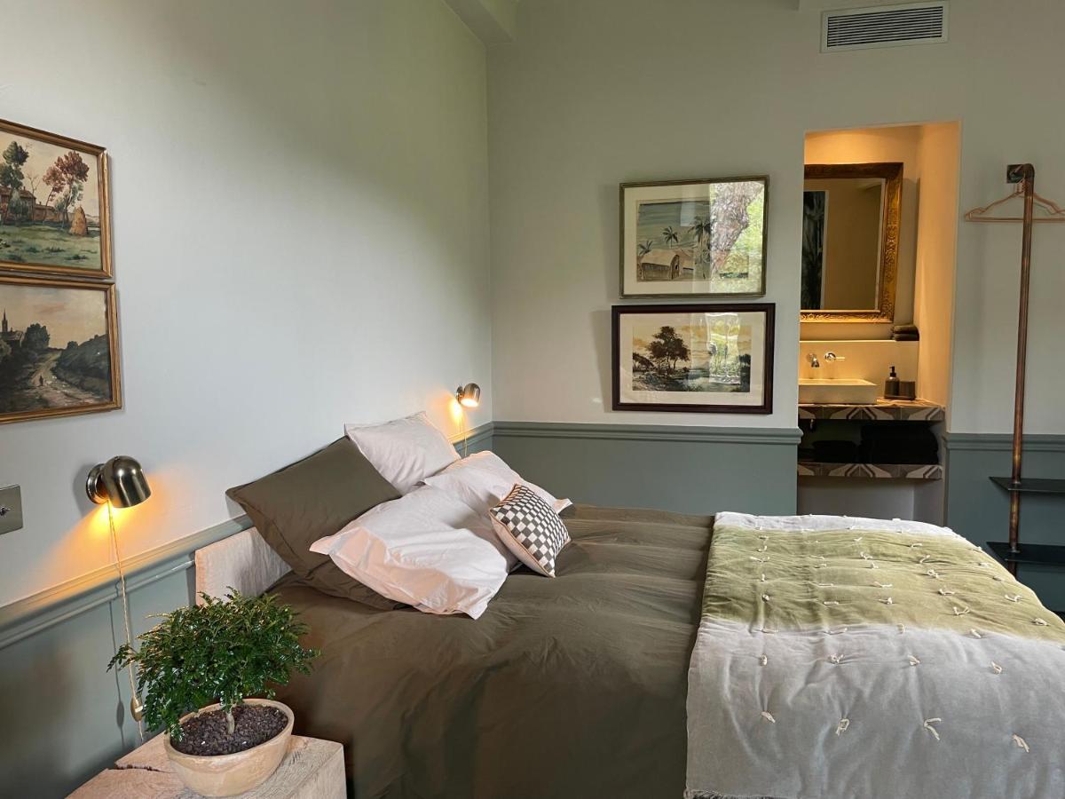 Madame Les Vans - Chambre D'Hotes - Charme Et Design Bed & Breakfast Exterior photo
